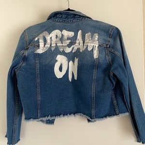 Guess crop Jean jacket fringe bottom.